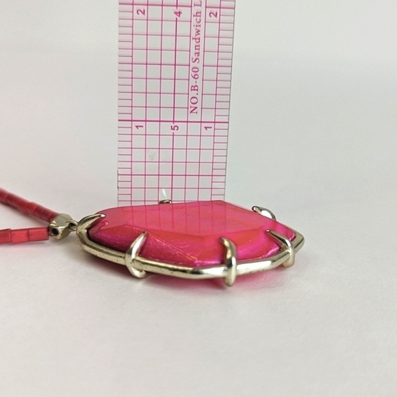 Kendra Scott Beatrix Unbanded Pink Agate Long Pendant Statement Necklace - Picture 9 of 11